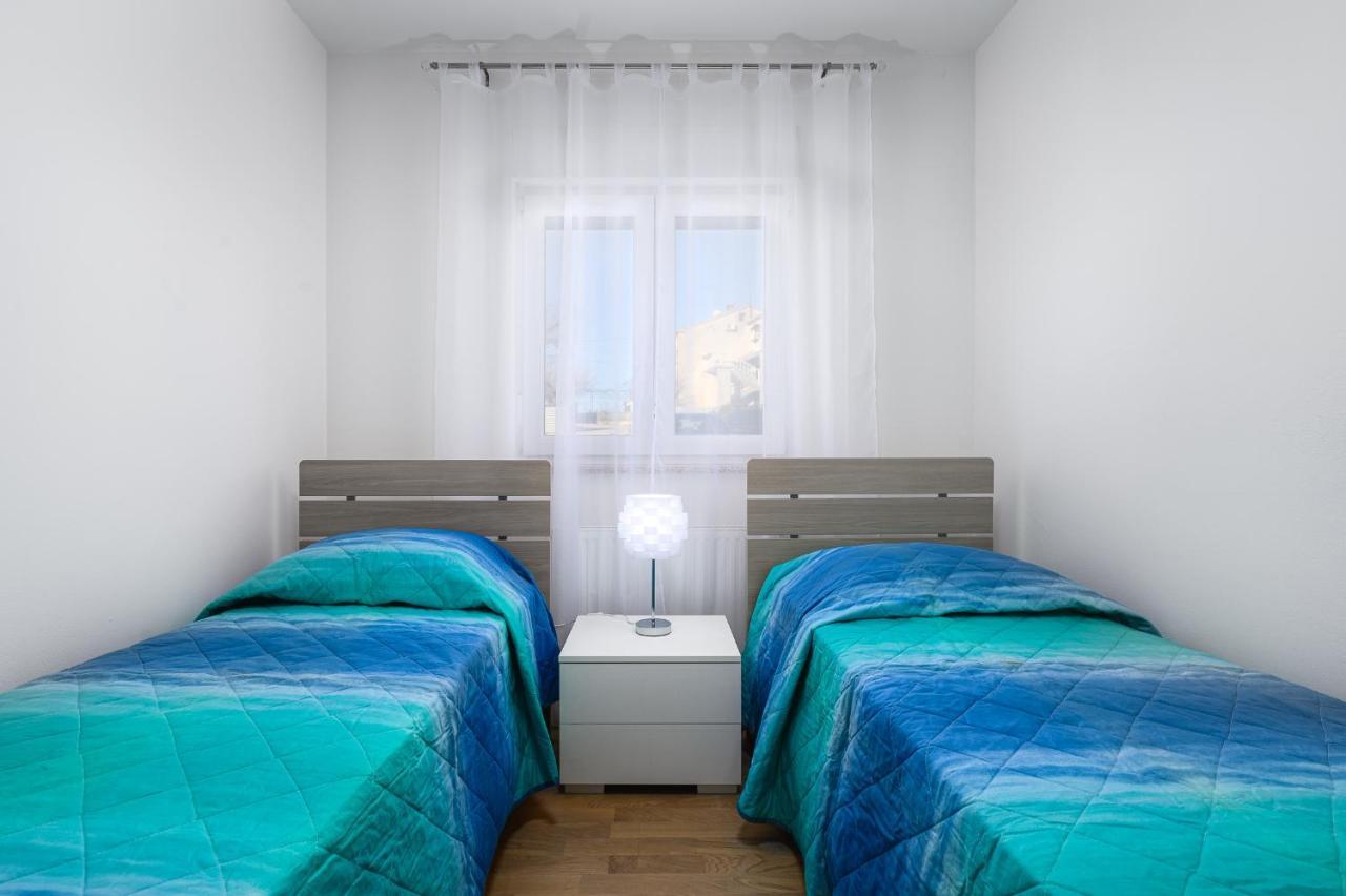 Stancija Amorozo 5 Poreč Exteriör bild