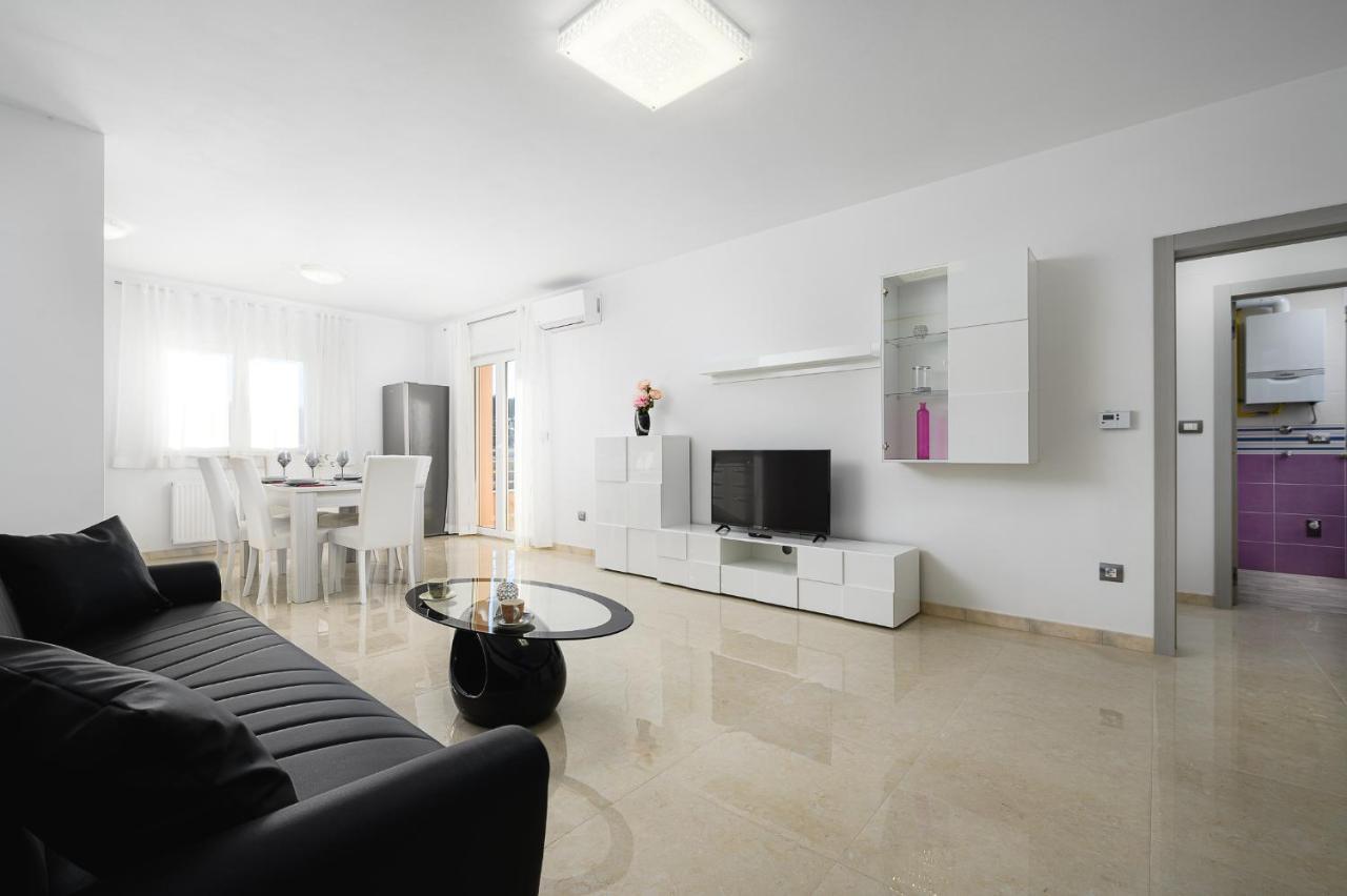 Stancija Amorozo 5 Poreč Exteriör bild